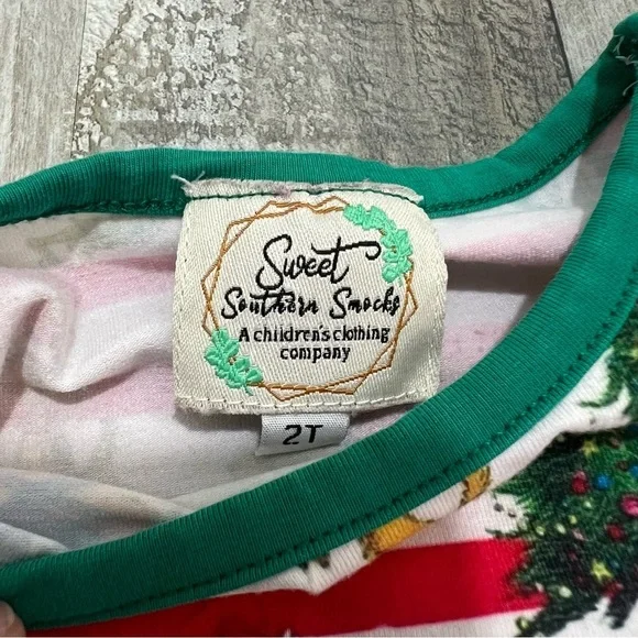 Sweet Southern Smocks Toddler Dr. Seuss Grinch 2-Piece Pajamas Size 2T - Picture 4 of 7